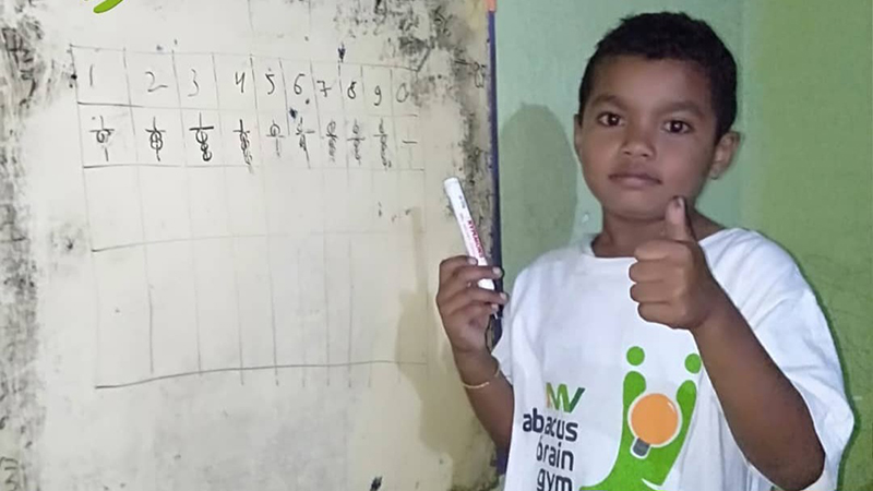 Nono, Juara Matematika Dunia Asal NTT